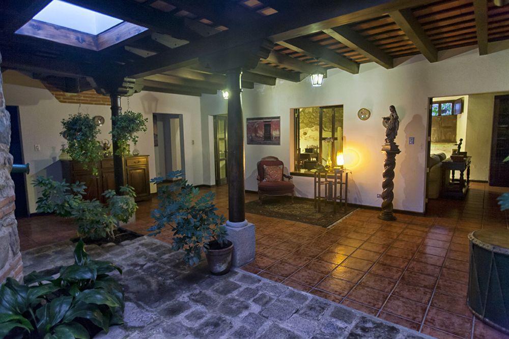 אנטיגואה גואטמלה Hotel Sor Juana מראה חיצוני תמונה