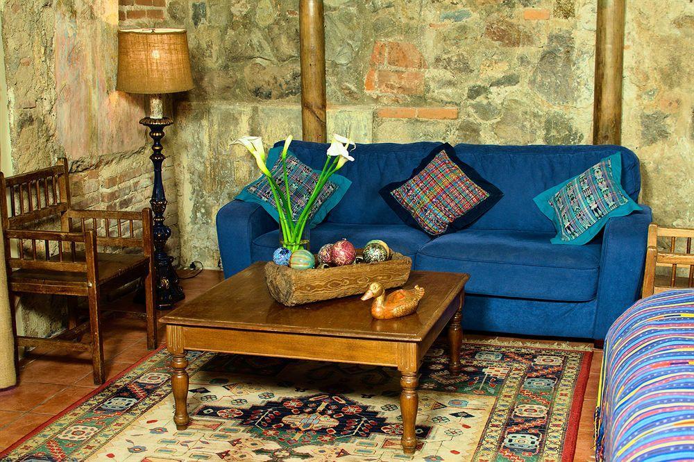 אנטיגואה גואטמלה Hotel Sor Juana מראה חיצוני תמונה