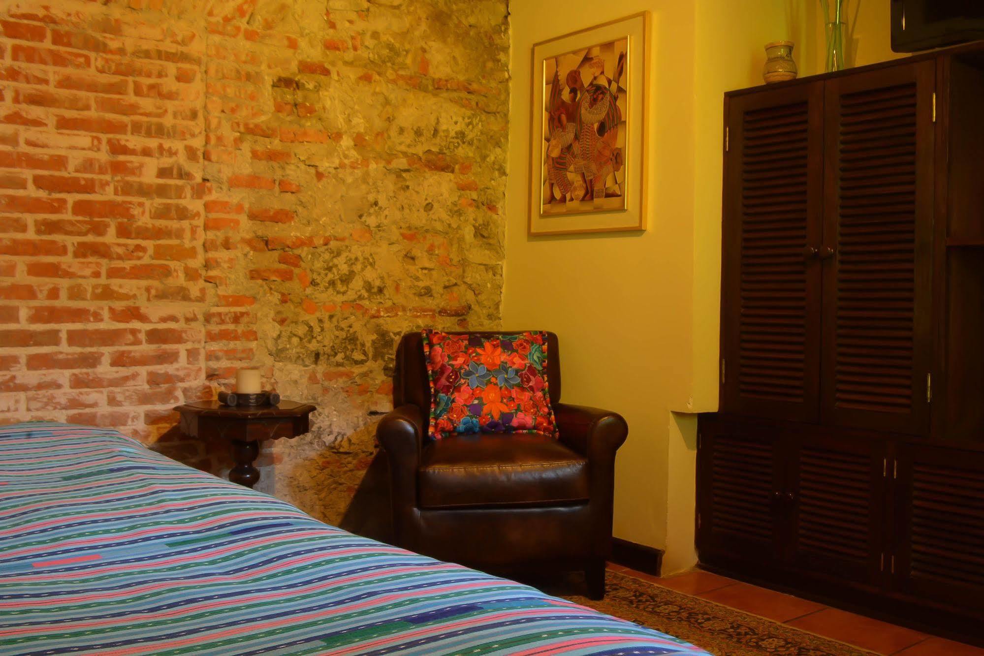 אנטיגואה גואטמלה Hotel Sor Juana מראה חיצוני תמונה