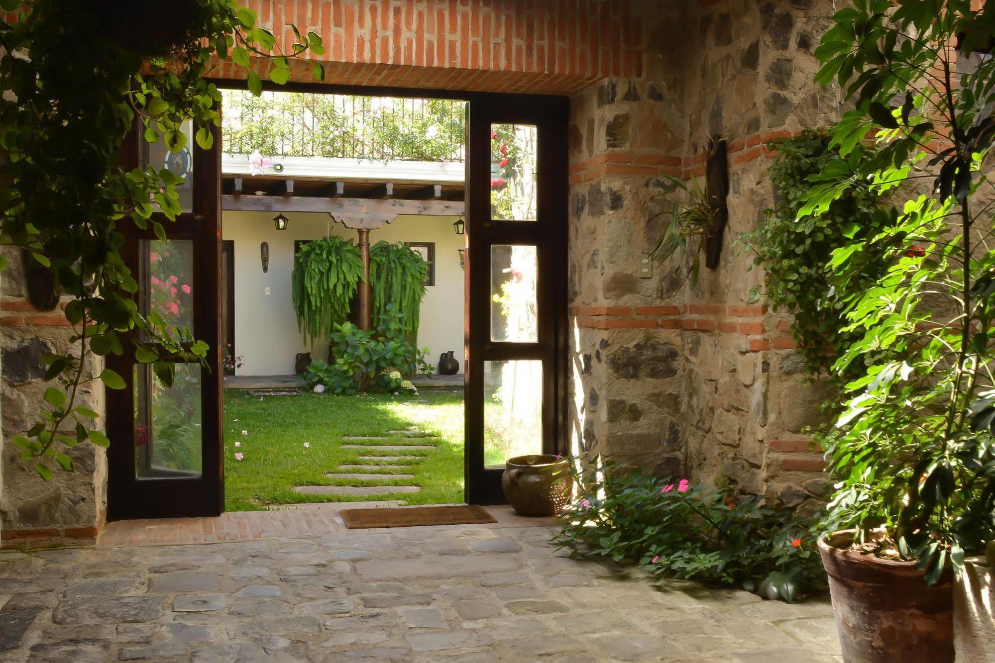 אנטיגואה גואטמלה Hotel Sor Juana מראה חיצוני תמונה