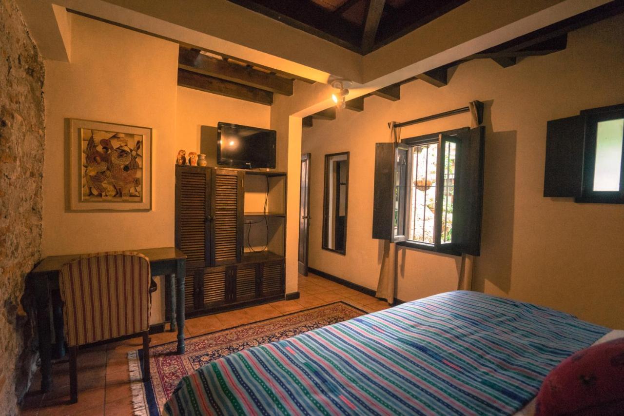 אנטיגואה גואטמלה Hotel Sor Juana מראה חיצוני תמונה